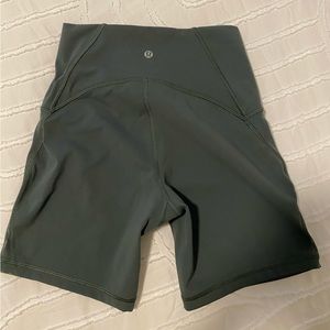 NWOT lulu shorts